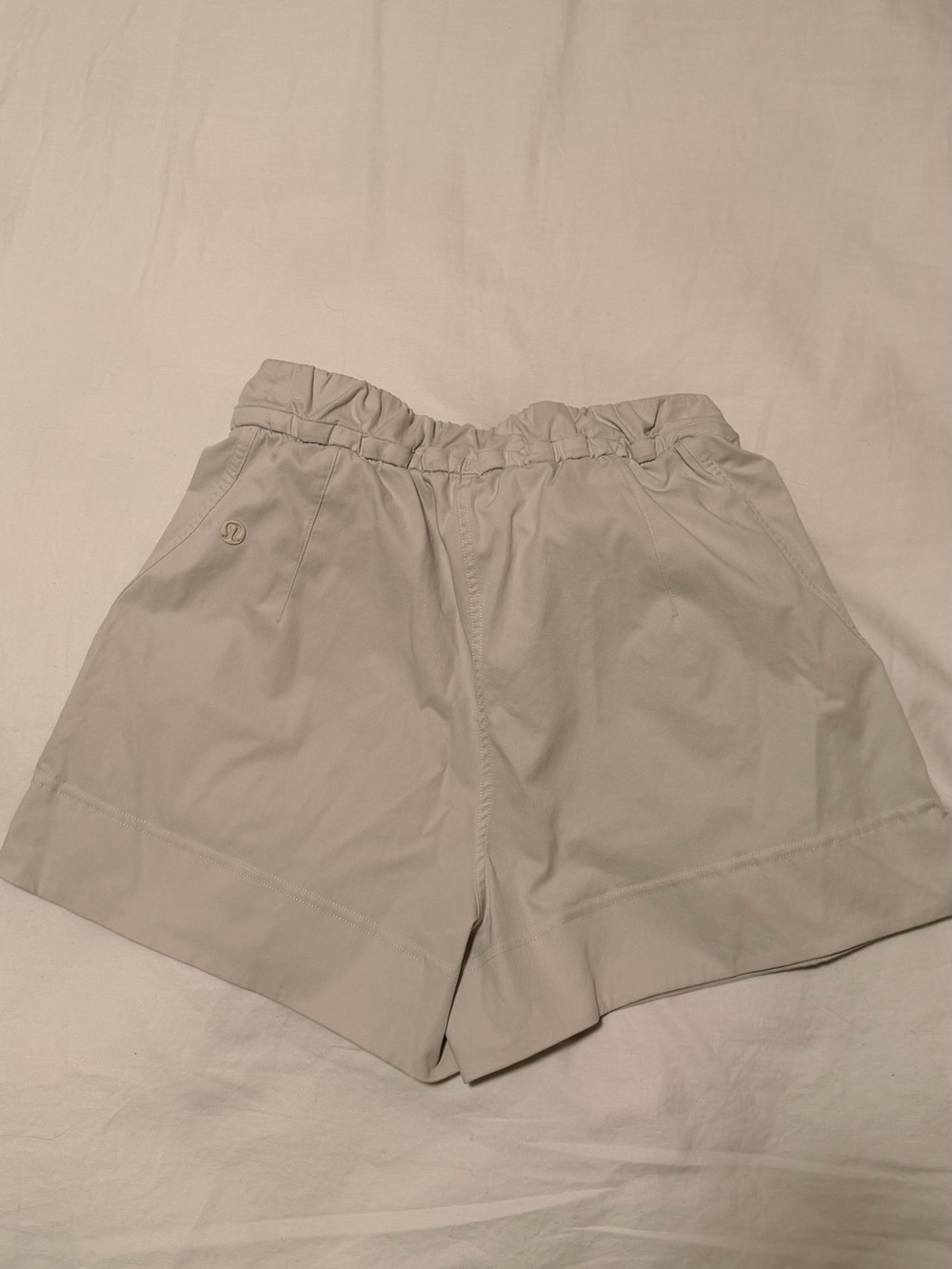 Lululemon Cream Cinchable High-Waist Shorts - 3.5” - Picture 2 of 7